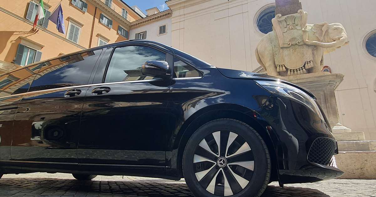 Small Van Rome Rome Sightseeing City Tour by Minivan for Kids and Families - Rome and ...